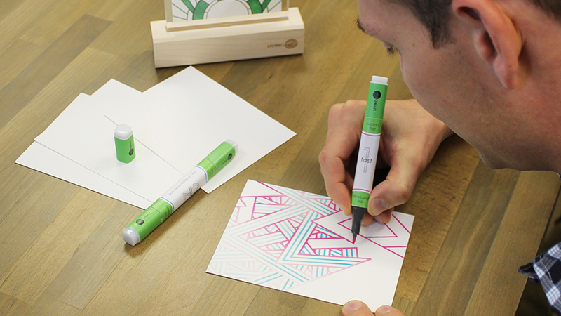 Illustration for article titled Ink Made From Living Algae Powers the World's First Chia Pet Pen